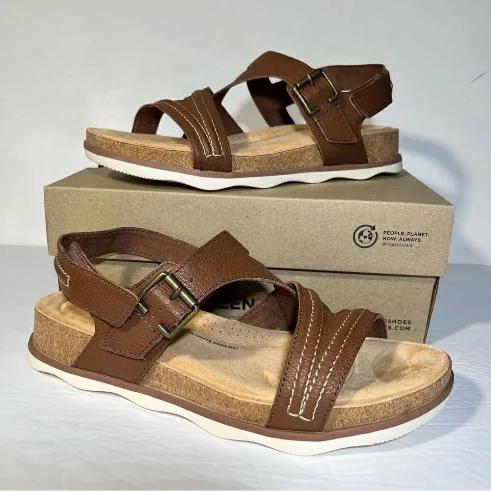 Clarks Collection Brynn Step Adjustable Sandals